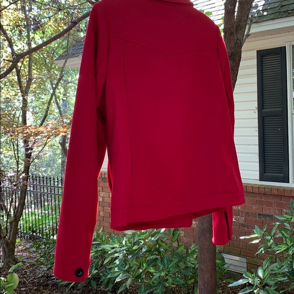 Red Short Jacket - Picture 4 of 8
